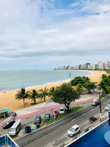 Imóvel para venda possui 70 metros quadrados com 2 quartos em Praia da Costa - Vila Velha