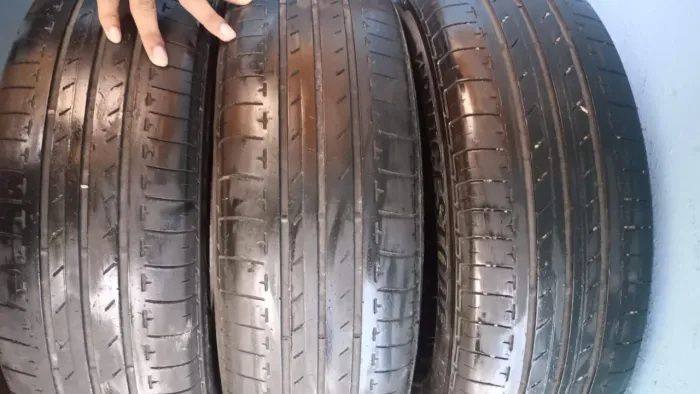4 Pneus Bridgestone Aro 15/ Meia Vida