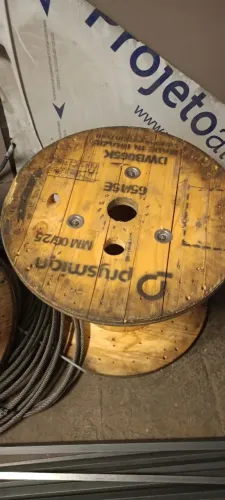 Carretel de madeira decoração