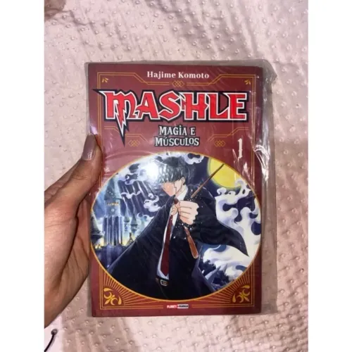 MANGÁ MASHLE VOL. SEMINOVO