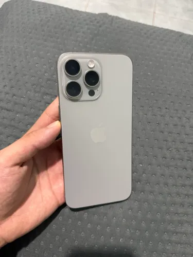IPhone 15 pro max Titanium 512gb