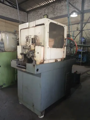 Barbada! Torno Automatico marca Traub TD26