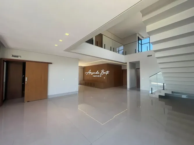 Sobrado para aluguel tem 200 metros quadrados com 3 quartos em Jardins França - Goiânia - 