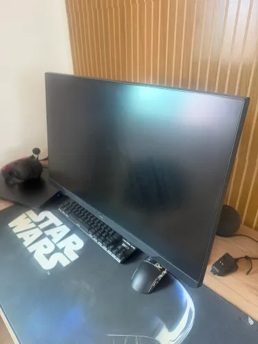 Monitor Samsung G3 Full HD 180HZ 