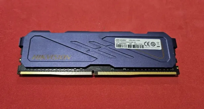 Memória Hikvision DDR4 16GB 3200MHz
