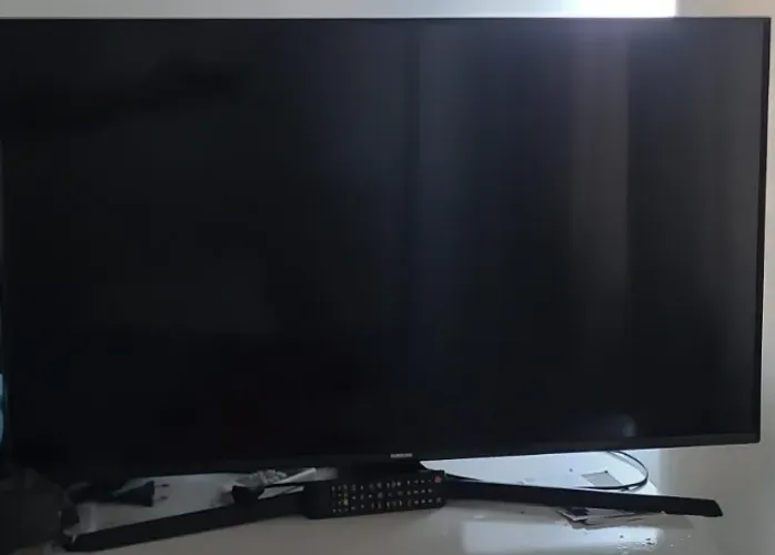 TV Samsung 40 polegadas - defeito