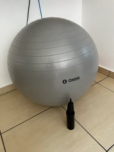 Bola de Pilates 75 cm + bomba de enchimento 