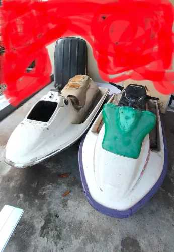 Jet ski e maleiro