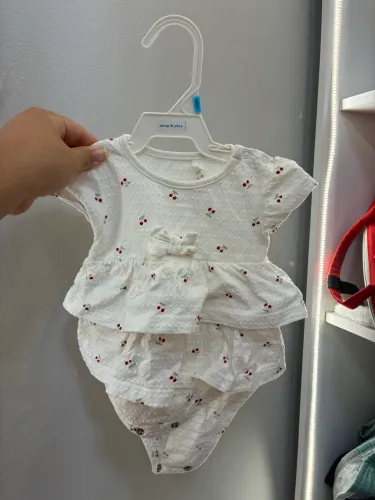 Vestido 6 a 9 meses