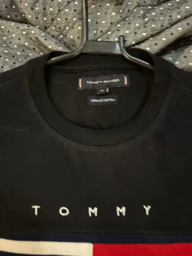 Camiseta tommy