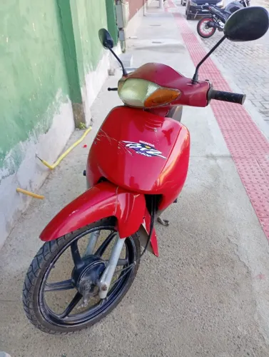 Biz es 100cc em perfeito estado para quem busca econômia 60 km com 1 L