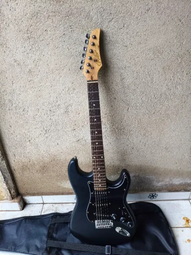 Guitarra Condor Guitars Korea configuração HSH Original