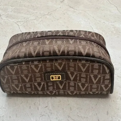 VICTOR HUGO - NECESSAIRE ORIGINAL DE LONA USADA