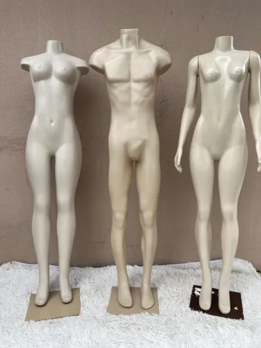3 Manequins de Loja - 2 Femininos + 1 Masculino