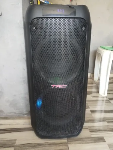 Vendo caixa de som maca TRC