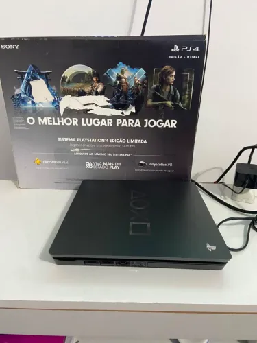 PS4 Slim 1TB Edição Days of Play