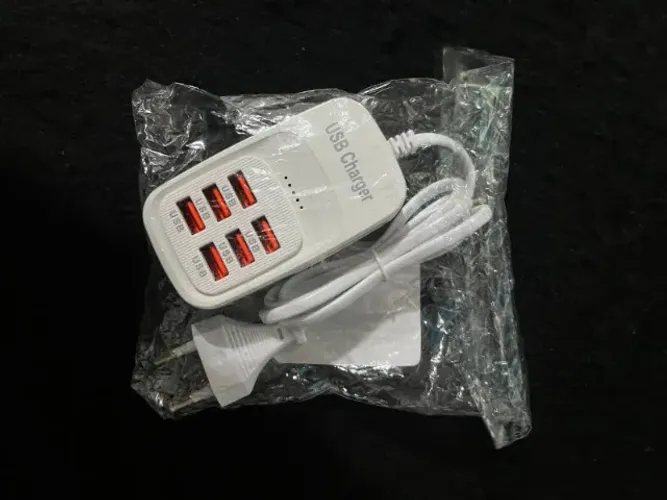 Carregador USB Rápido 6 em 1 - Estação de Carregamento com 3 USB + 3 USB-C PD