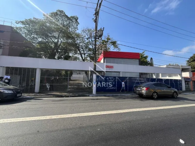 Oportunidade Exclusiva de Locação Comercial em Santo Amaro - Espaço com Estrutura Bancária
