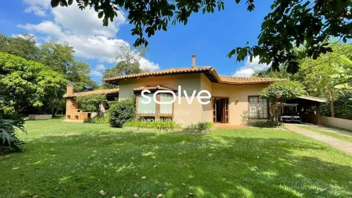 Casa em Condomínio no Helvétia Country (Indaiatuba) 250m² de área interna, excelente infr
