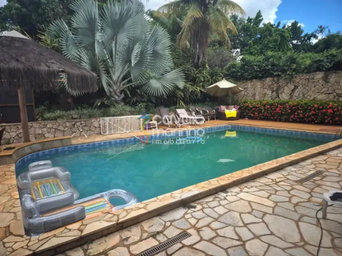 Casa comercial para locação com 4 suítes e piscina, 428 m² - Jardim Canadá.
