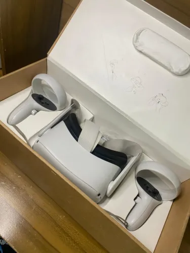 Meta Quest 2 128GB - Pouquíssimo Usado - Aceito Troca