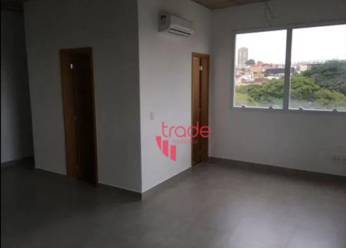 Sala Comercial para Vender ou Alugar no Bairro Jardim Palma Travassos em Ribeirão Preto co