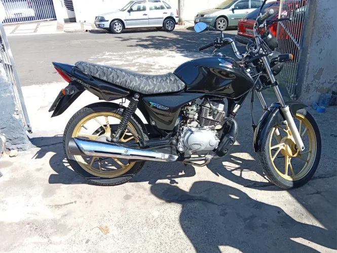 Vendo titan 150