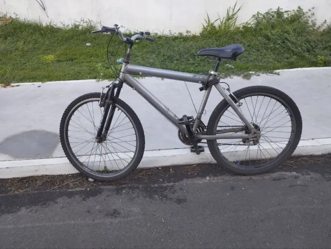 Bicicleta aro 26 alumínio