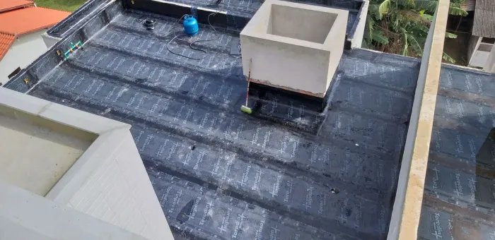 Impermeabilizações, pinturas construções e reformas