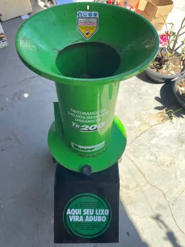 Triturador De Resíduos Orgânicos 1,5cv Trapp Tr-200 Bivolt