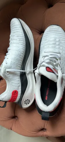 Nike InfinityRN 4 branco com preto 42