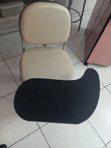 Mesinha de manicure