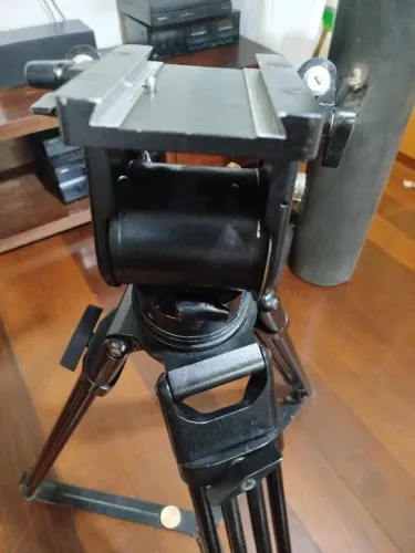 Tripé mateddi M10K com case e dolly