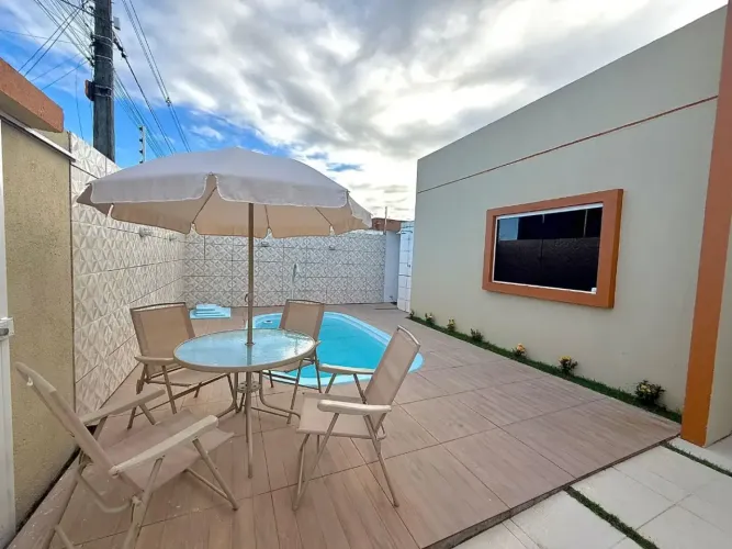 Casa com 3 dormitórios sendo 1 suíte + Área gourmet em Marechal Deodoro - 200m²