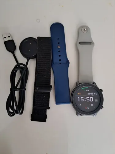 Smartwatch Amazfit GTR 42mm (Model A1902) + Pulseiras Extras + Carregador