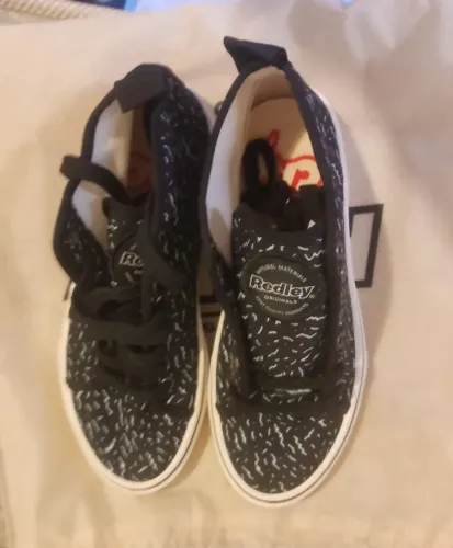 Tenis Redley cano médio tamanho 37