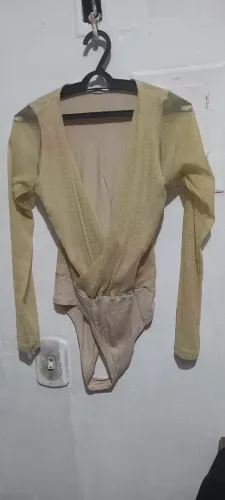 body pele brilhante tam p gde ...há outros modelos e tamanhos ZAP *