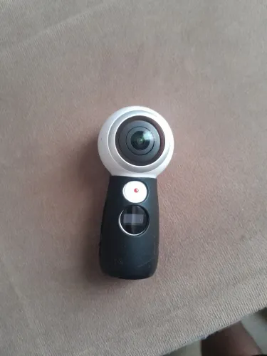 Câmera sansung gear 360