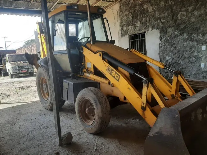 Retro escavadeira  jcb 