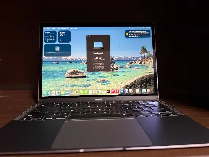 Macbook Air M1 8 GB / 128GB / 95% saúde Bateria / Condições Excelentes
