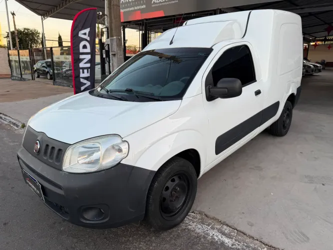 Fiat Fiorino Furgão Work. Hard 1.4 Flex 8V 2P 2018