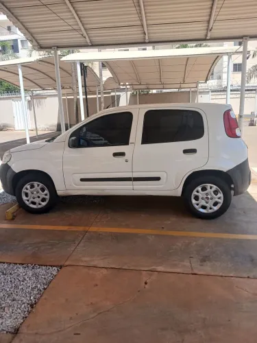 Fiat Uno Vivace Celeb. 1.0 EVO F.flex 8V 5P 2012
