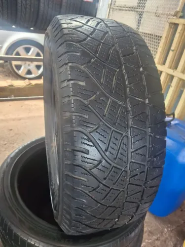 Pneu 235/60/16 Michelin Seminovo