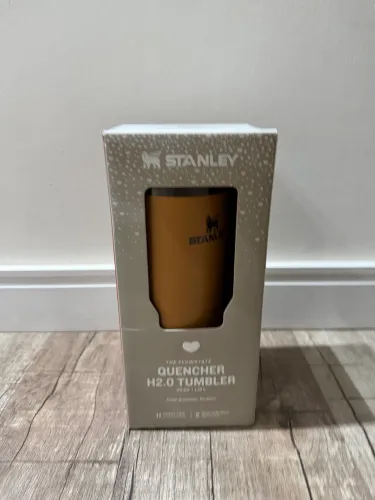 Garrafa Stanley Quencher H2.0 tumbler 1.18L