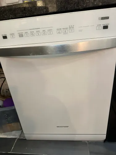 Lava-Louças Brastemp 14 Serviços - Branca - Ótimo Estado
