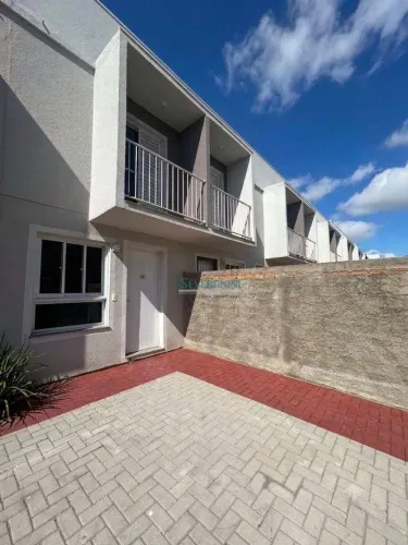 Sobrado com 2 dormitórios à venda, 45 m² por R$ 230.000,00 - Jardim Betânia - Cachoeirinha
