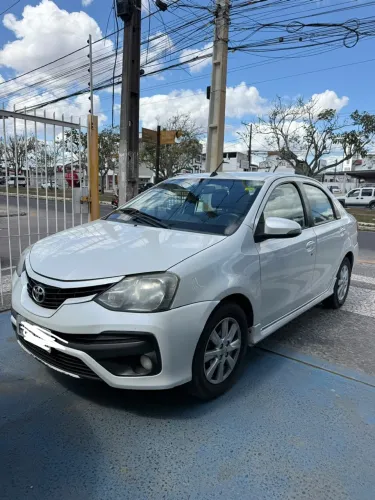 Toyota Etios XLS Sedan 1.5 Flex 16V 4P Aut. 2018