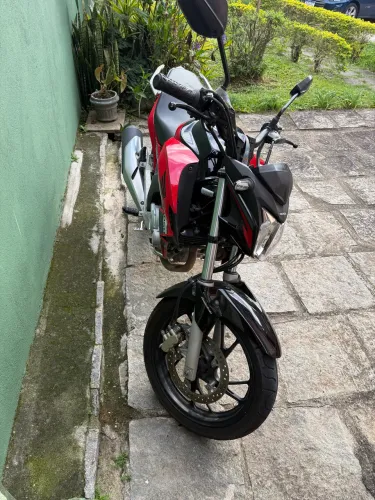 Honda twister cbs 2019