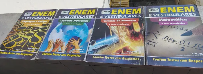 4 apostilas nova concurso para Enem