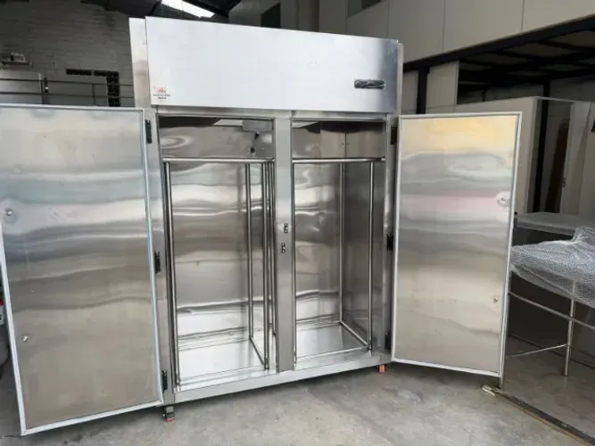 Câmara fria inox industrial para conservação SS 